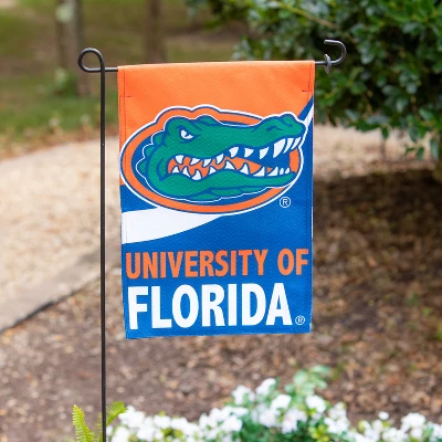 Evergreen Flag, DS New Burlap, Garden, University Of Florida 2 Evergreen Flag, DS New Burlap, Garden, University Of Florida - Image 2
